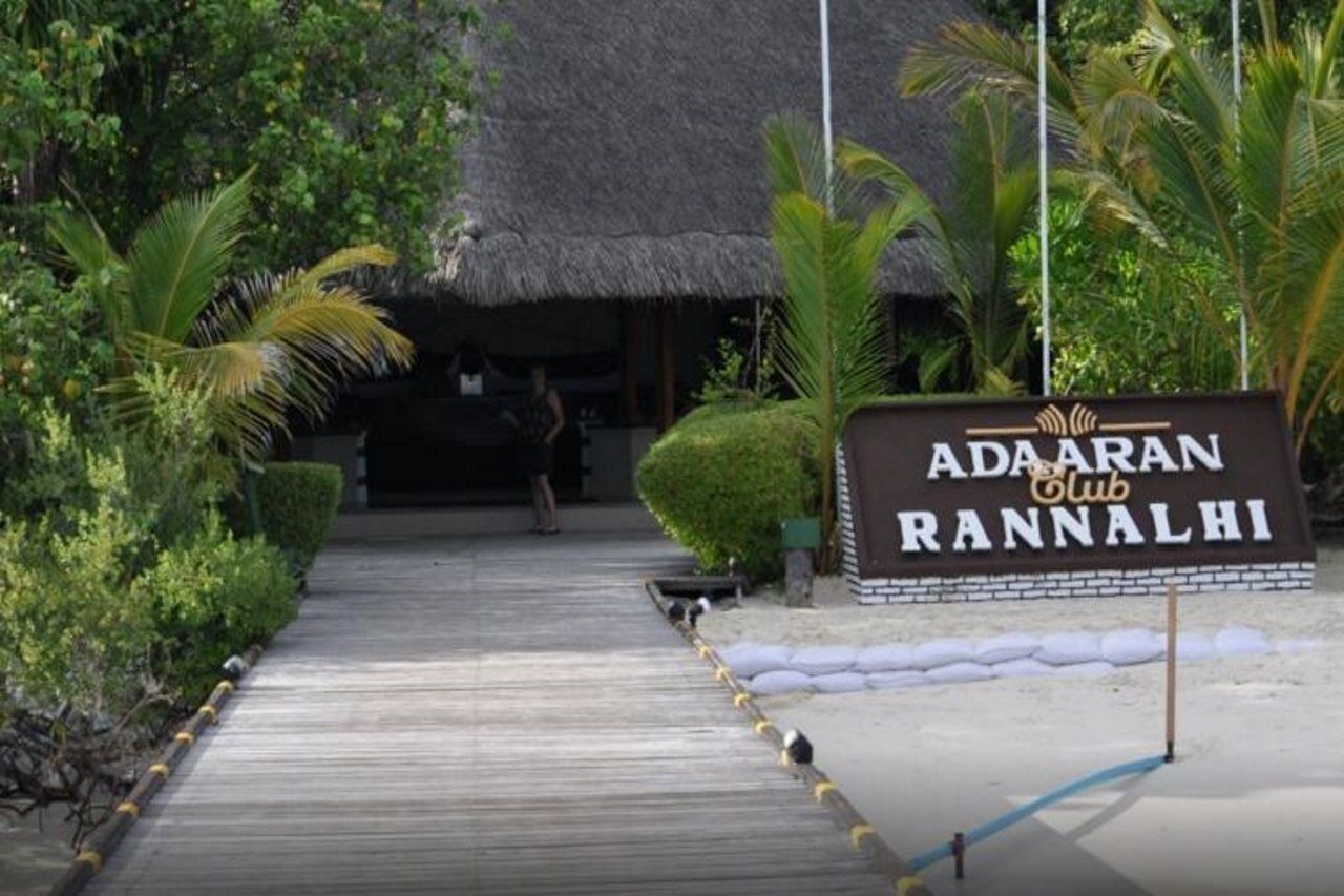 Adaaran Club Rannalhi Hotel Rannalhi Island Exterior photo